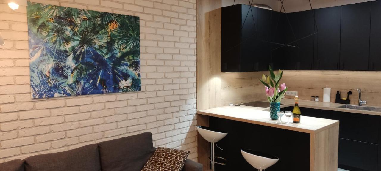 Be My Guest- Fontany Luxury Apartment Metro Wi-Fi Free Parking Zone Varsóvia Exterior foto